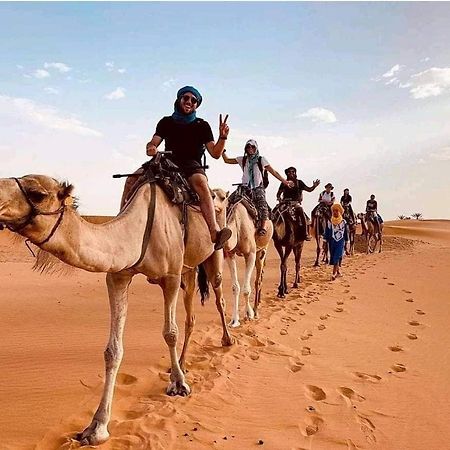 ホテル Erg Chegaga Camp Excursions マハミド エクステリア 写真