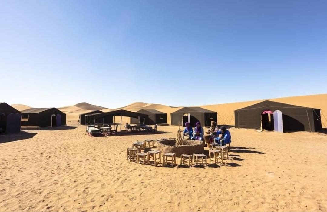 ホテル Erg Chegaga Camp Excursions マハミド エクステリア 写真