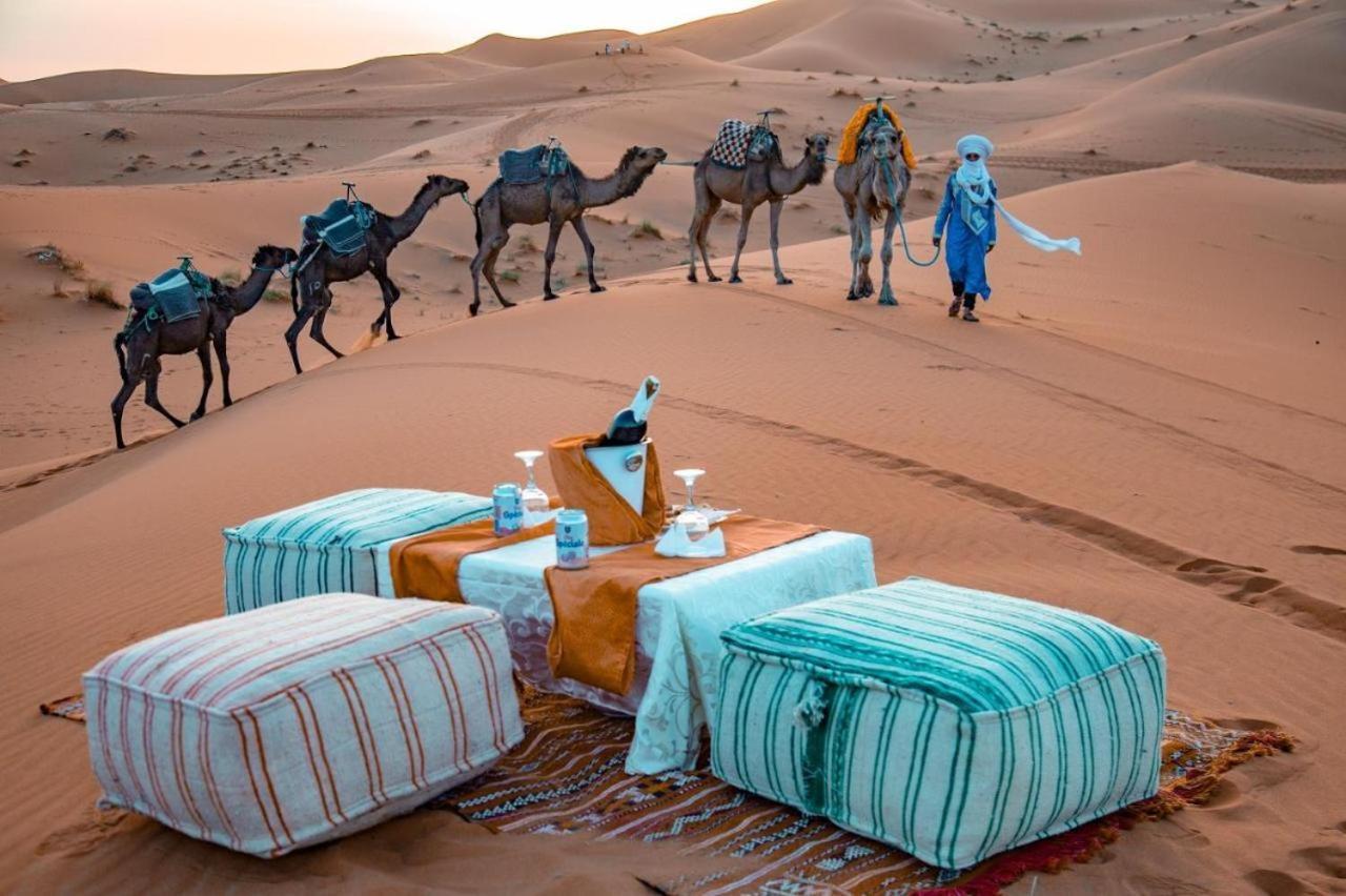 ホテル Erg Chegaga Camp Excursions マハミド エクステリア 写真